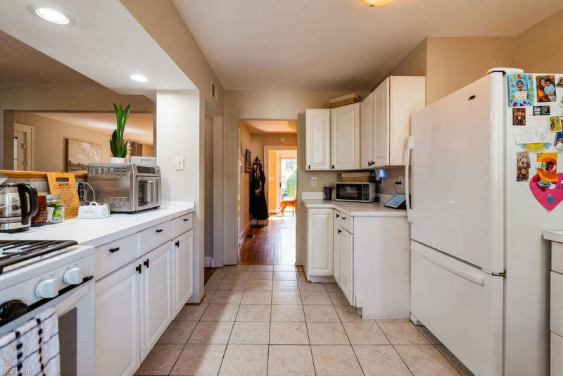 Photo 11 of 40 residential for sale in Hampton virginia Photo 11 of 40 residential for sale in Hampton virginia