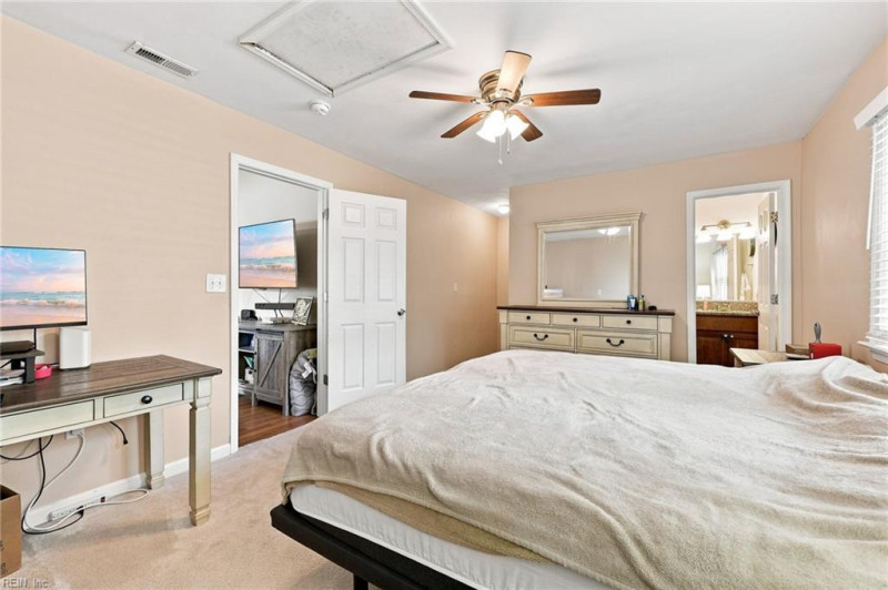 Photo 9 of 29 residential for sale in Virginia Beach virginia Photo 9 of 29 residential for sale in Virginia Beach virginia