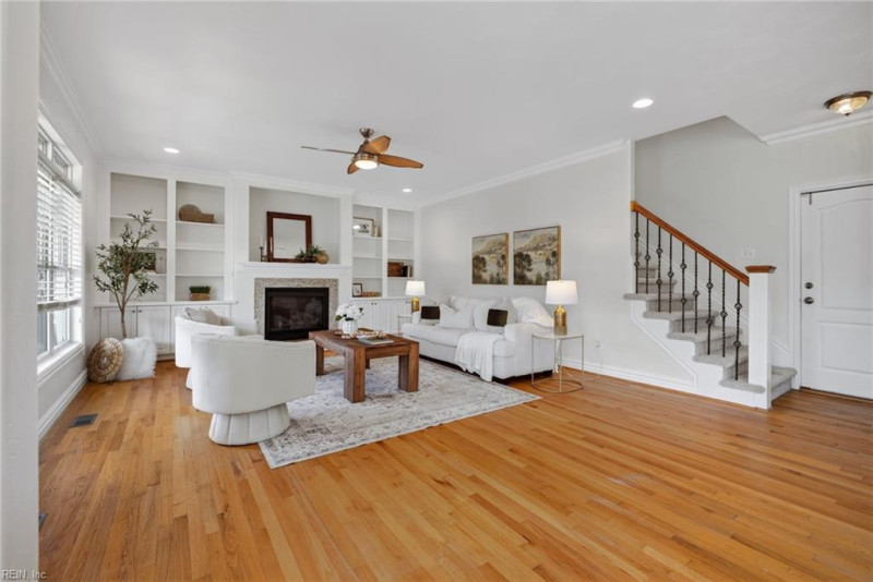 Photo 17 of 42 residential for sale in Virginia Beach virginia