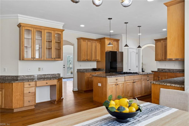 Photo 9 of 42 residential for sale in Virginia Beach virginia