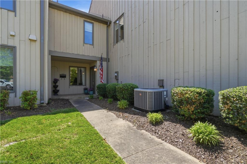 Photo 4 of 48 residential for sale in Portsmouth virginia Photo 4 of 48 residential for sale in Portsmouth virginia