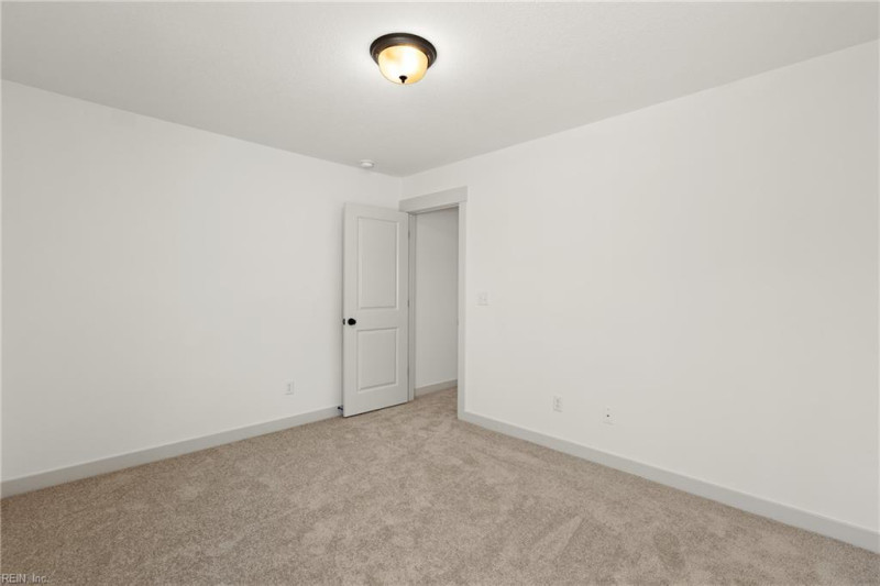 Photo 35 of 50 residential for sale in Chesapeake virginia Photo 35 of 50 residential for sale in Chesapeake virginia