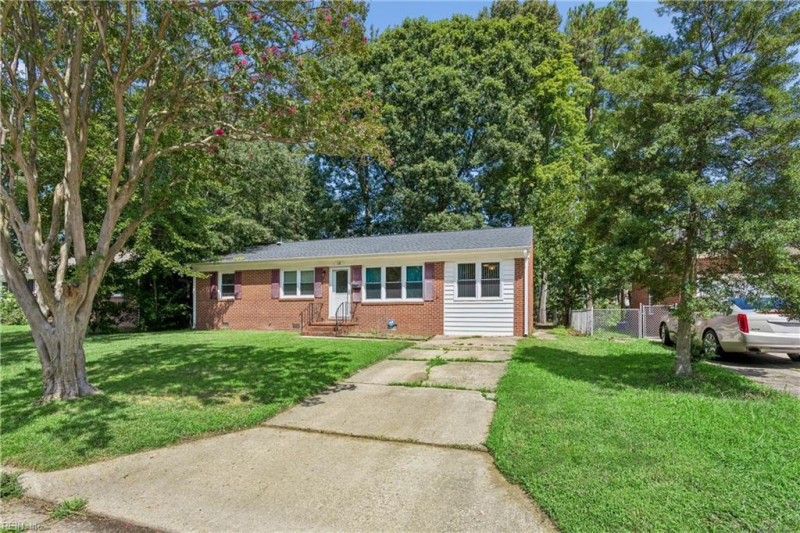 Photo 3 of 50 residential for sale in Newport News virginia Photo 3 of 50 residential for sale in Newport News virginia