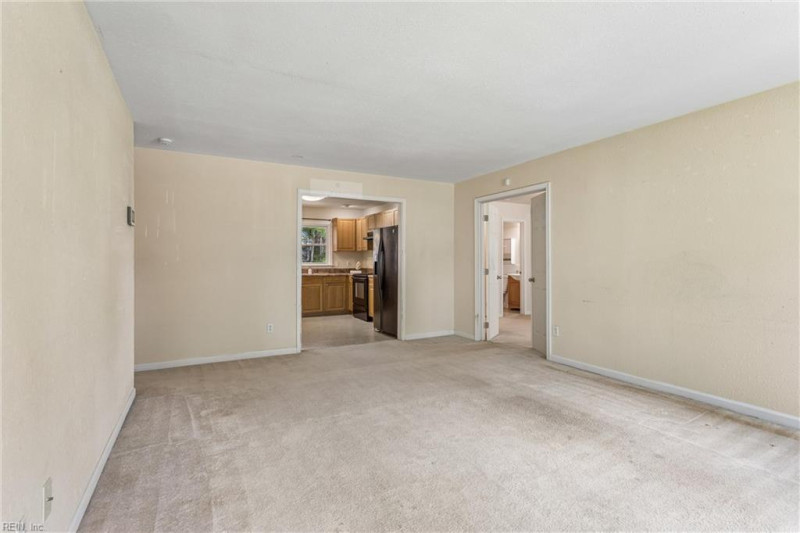 Photo 5 of 50 residential for sale in Newport News virginia Photo 5 of 50 residential for sale in Newport News virginia