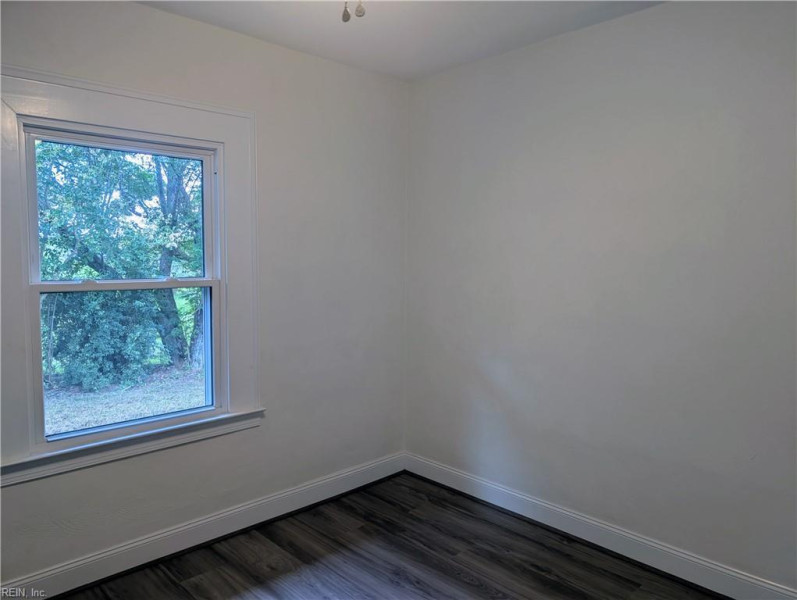 Photo 5 of 40 residential for sale in Suffolk virginia Photo 5 of 40 residential for sale in Suffolk virginia
