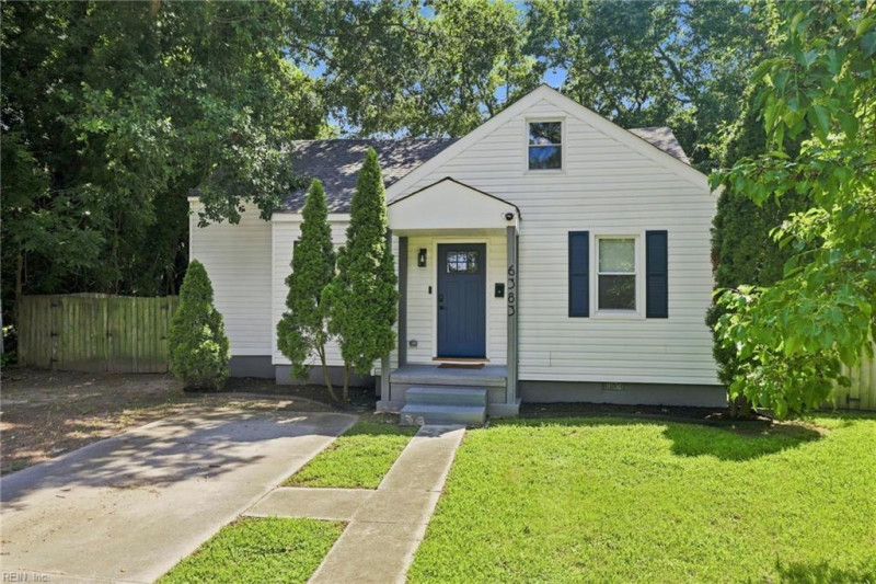 Photo 1 of 39 residential for sale in Norfolk virginia