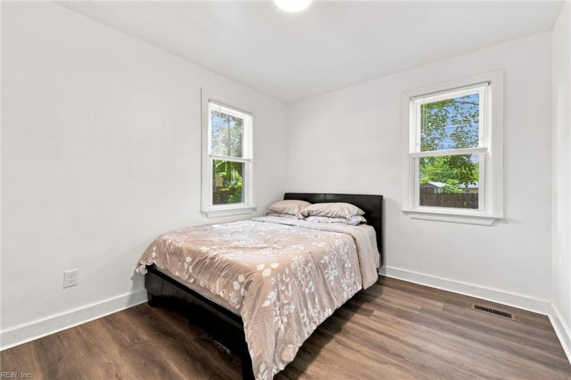 Photo 23 of 39 residential for sale in Norfolk virginia