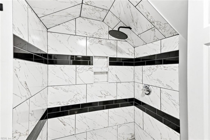 Photo 33 of 39 residential for sale in Norfolk virginia