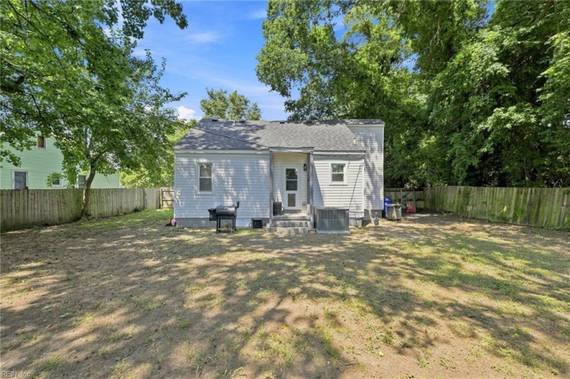 Photo 36 of 39 residential for sale in Norfolk virginia