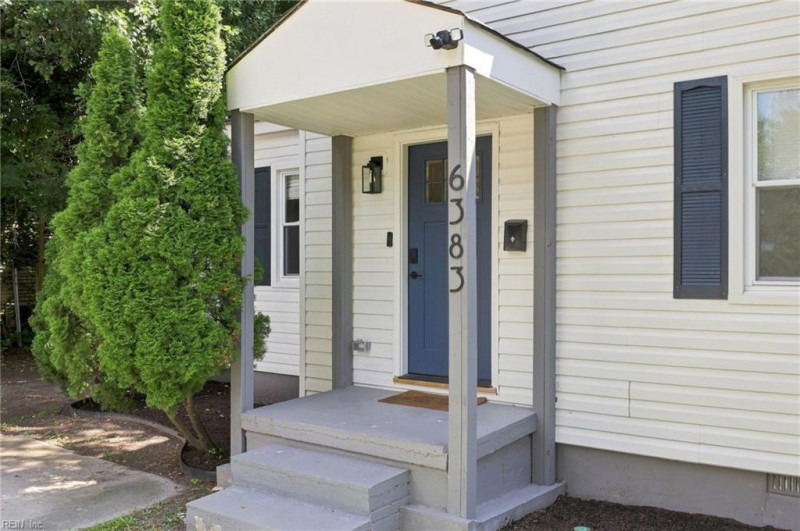 Photo 4 of 39 residential for sale in Norfolk virginia