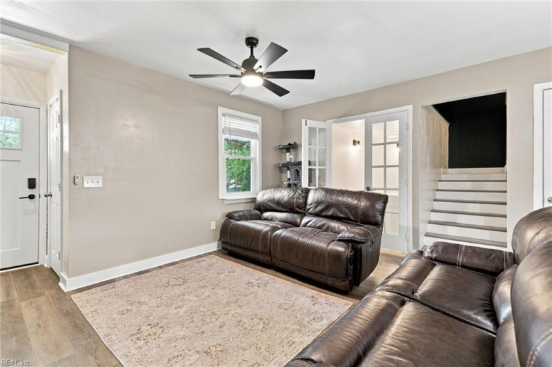 Photo 9 of 39 residential for sale in Norfolk virginia