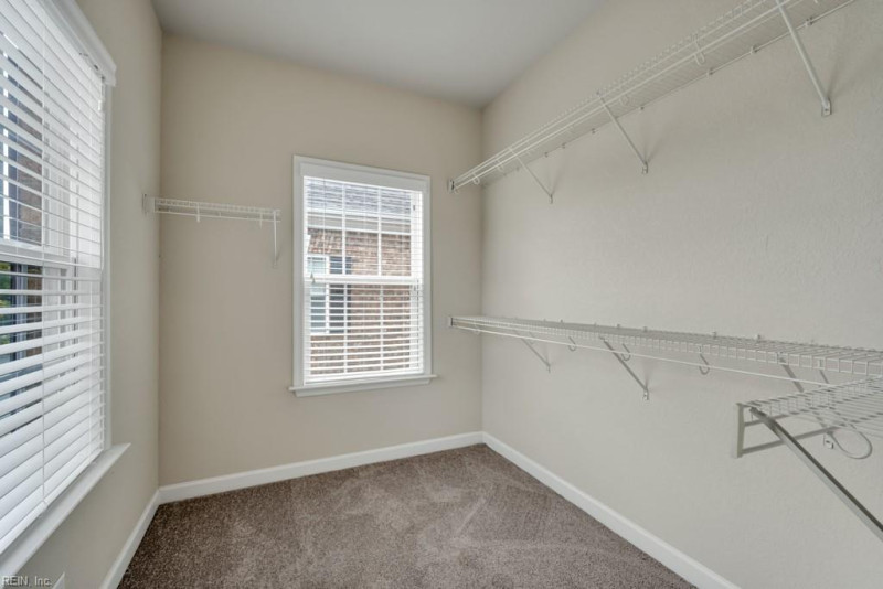 Photo 19 of 35 residential for sale in Chesapeake virginia