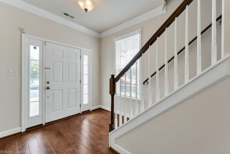 Photo 2 of 35 residential for sale in Chesapeake virginia
