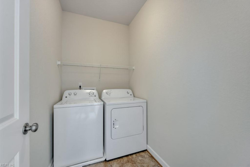 Photo 21 of 35 residential for sale in Chesapeake virginia