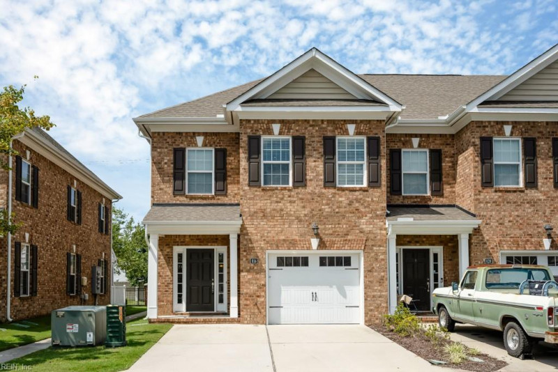 Photo 27 of 35 residential for sale in Chesapeake virginia