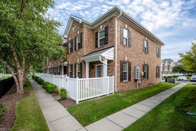 Photo 30 of 35 residential for sale in Chesapeake virginia