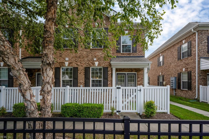 Photo 35 of 35 residential for sale in Chesapeake virginia