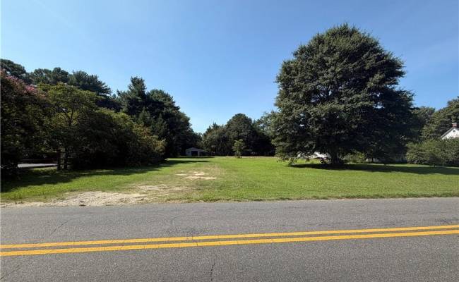 000 Powhatan Drive, Gloucester County, VA 23184