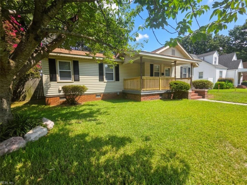 Photo 22 of 28 residential for sale in Norfolk virginia