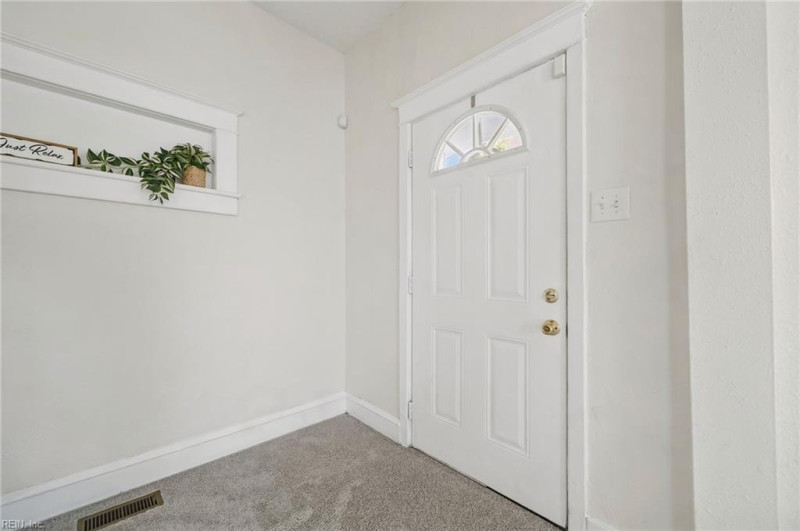Photo 5 of 31 residential for sale in Hampton virginia Photo 5 of 31 residential for sale in Hampton virginia