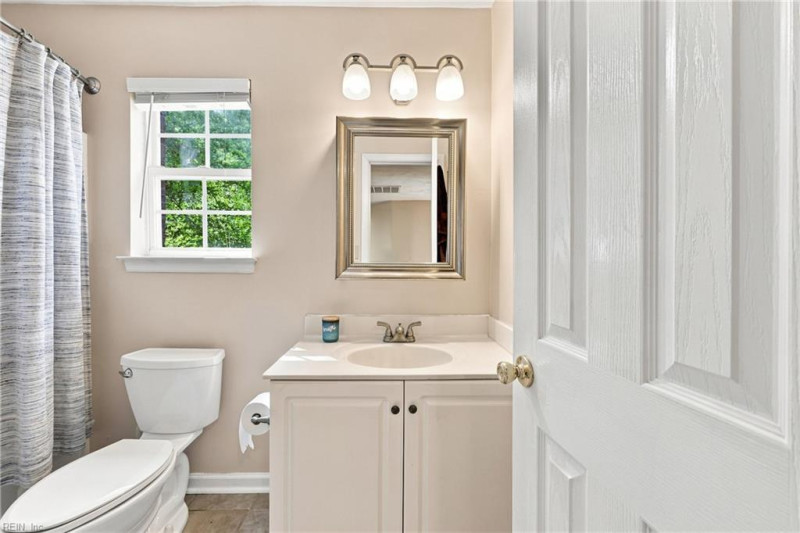 Photo 40 of 50 residential for sale in Chesapeake virginia Photo 40 of 50 residential for sale in Chesapeake virginia