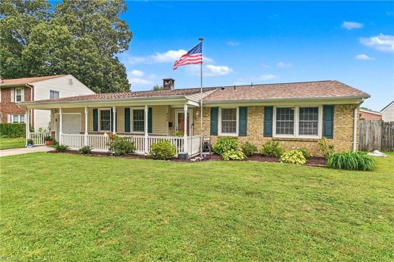 Photo 2 of 43 residential for sale in Virginia Beach virginia