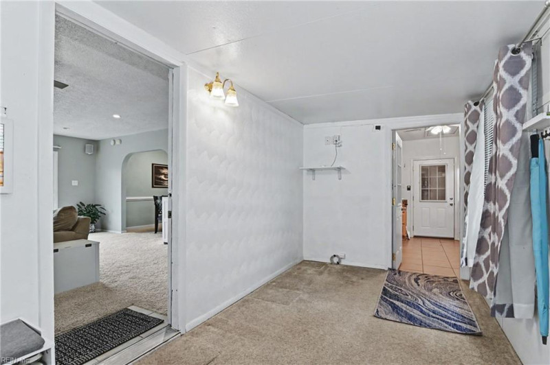 Photo 35 of 43 residential for sale in Virginia Beach virginia