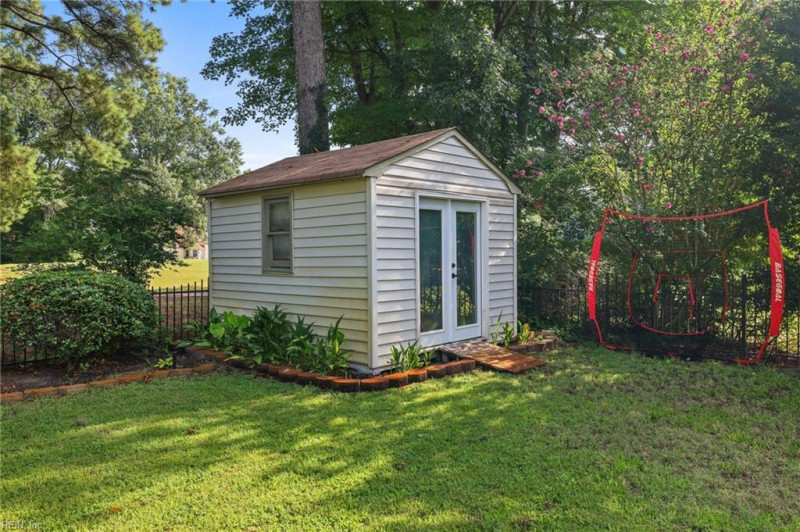 Photo 44 of 49 residential for sale in Chesapeake virginia Photo 44 of 49 residential for sale in Chesapeake virginia