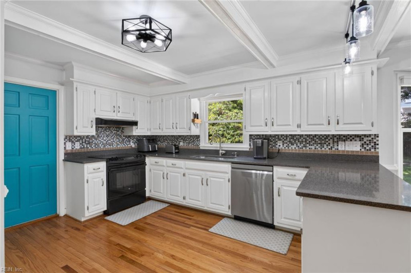 Photo 9 of 43 residential for sale in Newport News virginia Photo 9 of 43 residential for sale in Newport News virginia