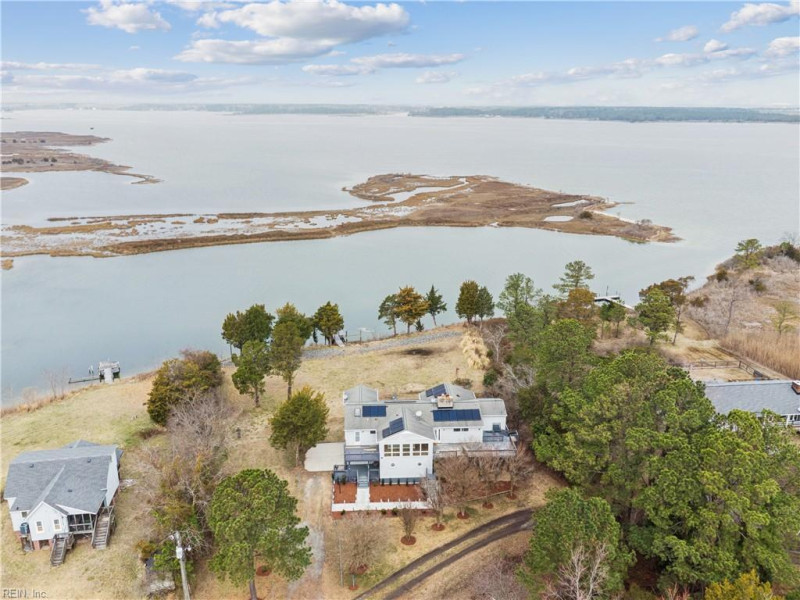 Photo 24 of 24 residential for sale in Gloucester County virginia