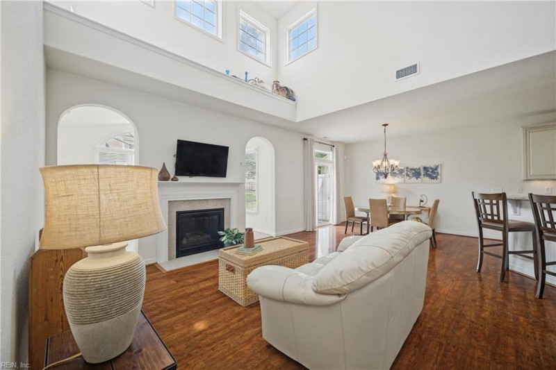 Photo 2 of 50 residential for sale in Chesapeake virginia