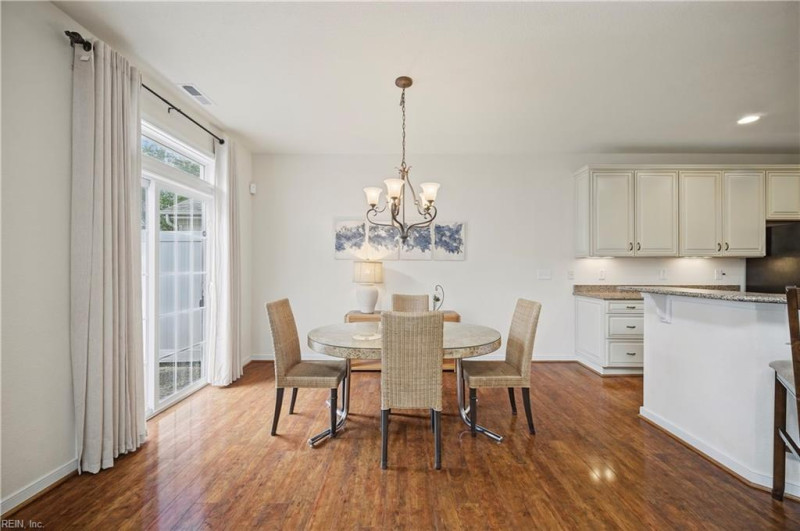 Photo 7 of 50 residential for sale in Chesapeake virginia