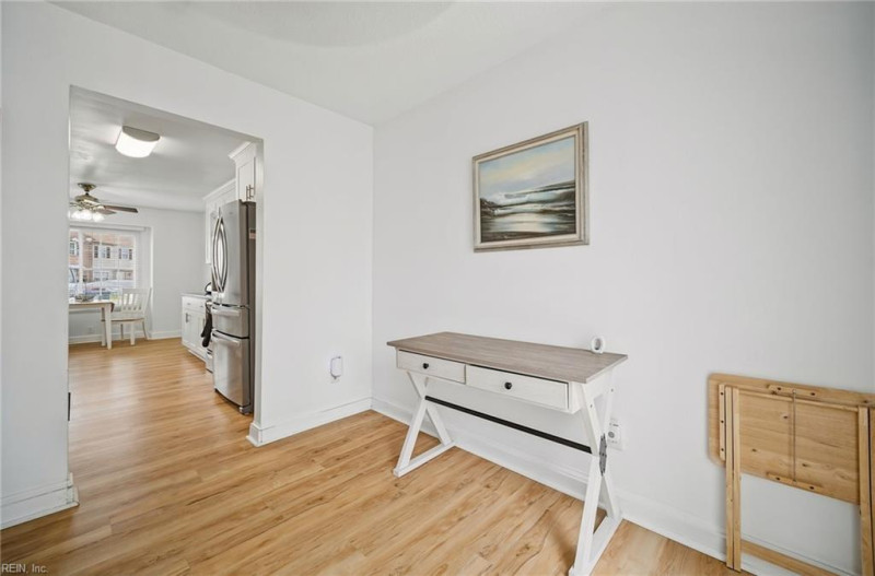 Photo 13 of 35 residential for sale in Virginia Beach virginia