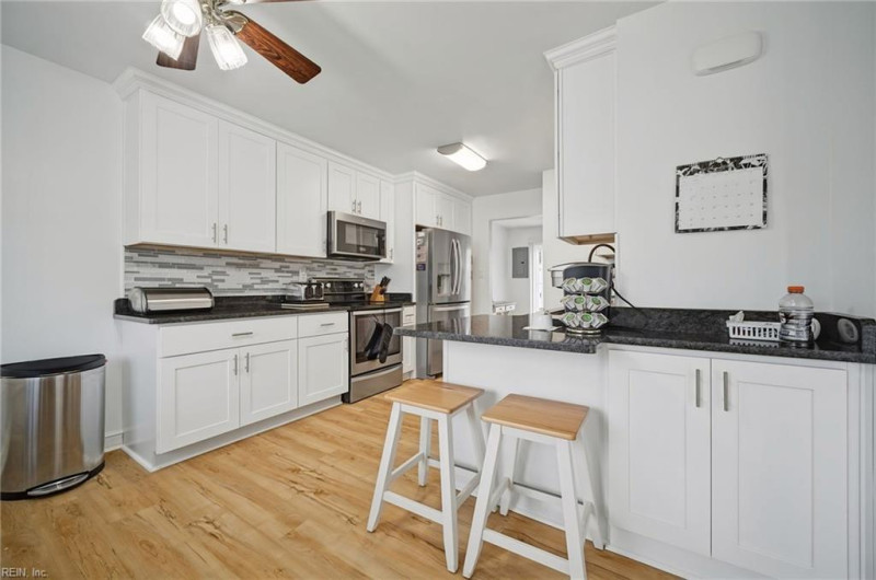 Photo 20 of 35 residential for sale in Virginia Beach virginia