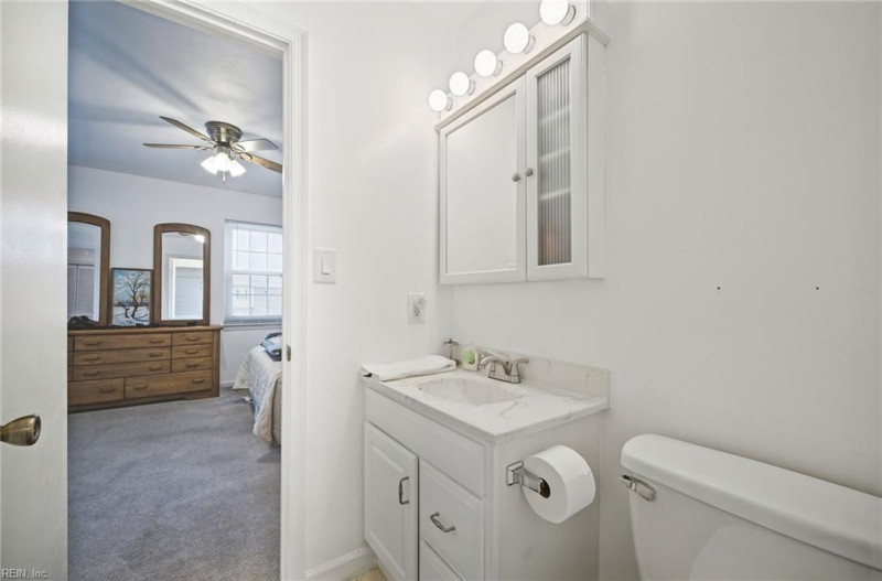 Photo 25 of 35 residential for sale in Virginia Beach virginia