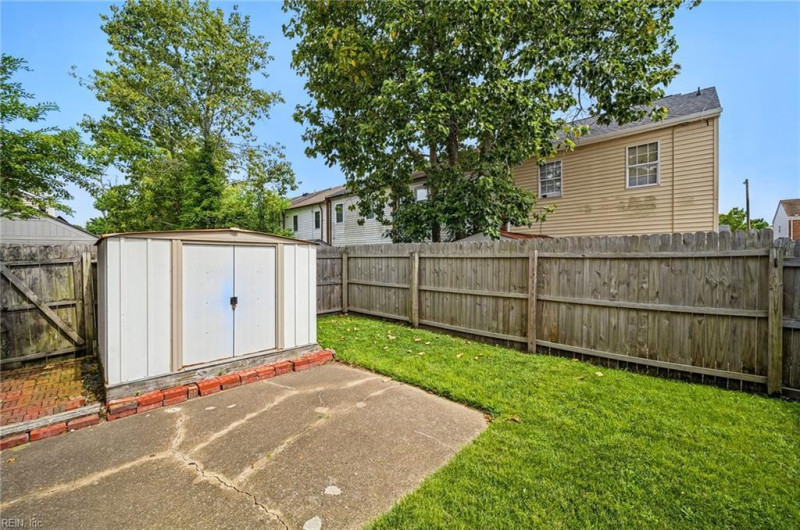 Photo 32 of 35 residential for sale in Virginia Beach virginia