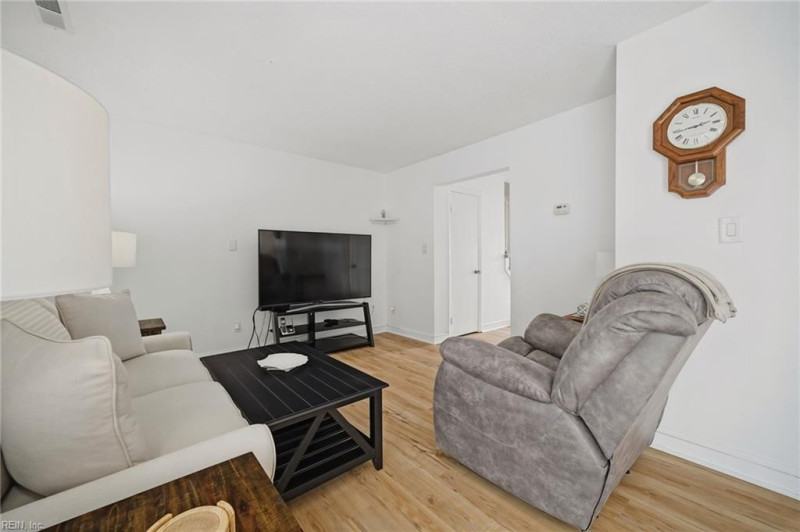 Photo 8 of 35 residential for sale in Virginia Beach virginia