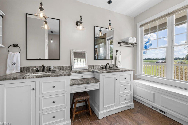 Photo 27 of 50 residential for sale in Suffolk virginia