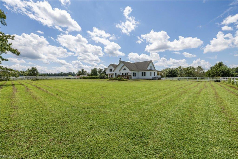 Photo 28 of 50 residential for sale in Suffolk virginia
