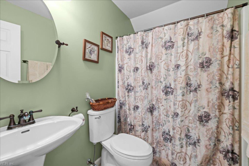 Photo 39 of 50 residential for sale in Suffolk virginia
