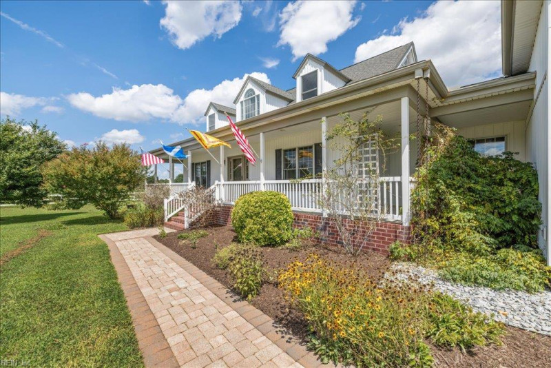 Photo 6 of 50 residential for sale in Suffolk virginia