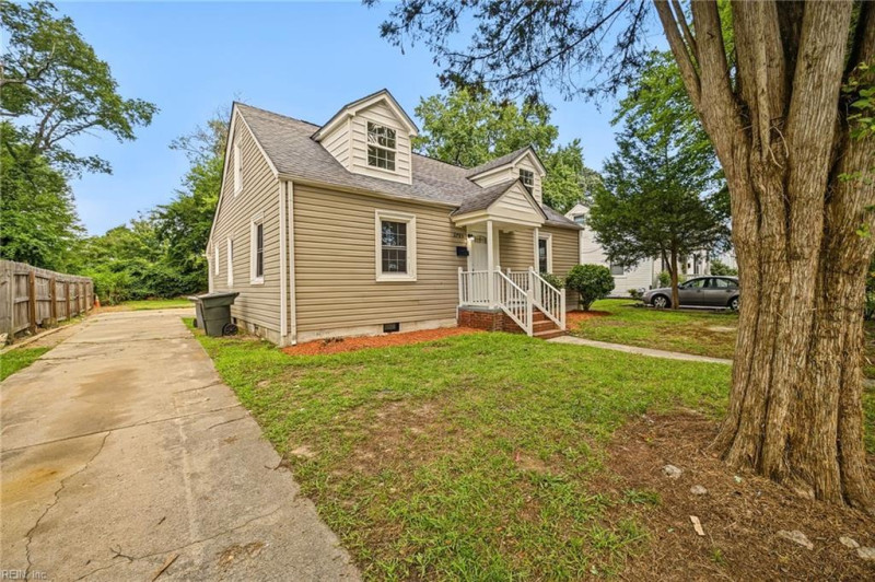 Photo 2 of 32 residential for sale in Hampton virginia Photo 2 of 32 residential for sale in Hampton virginia
