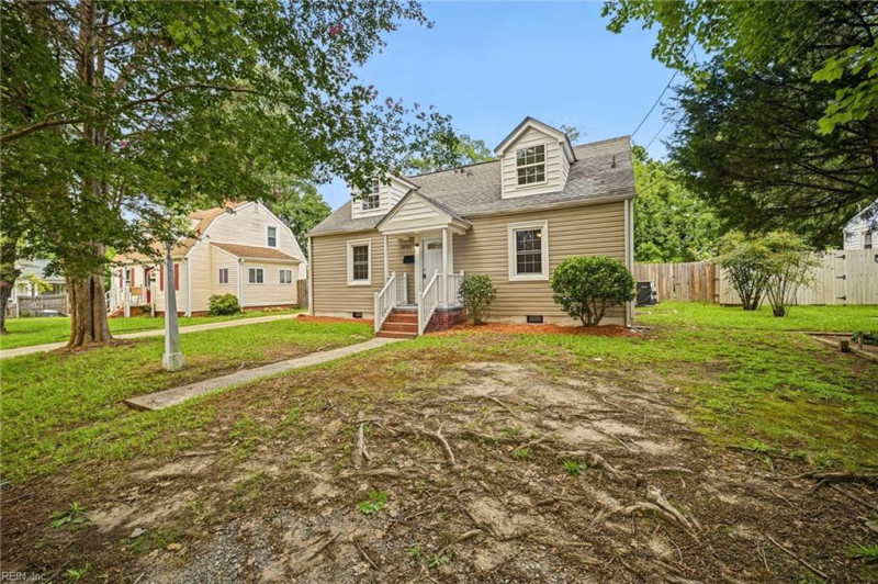 Photo 4 of 32 residential for sale in Hampton virginia Photo 4 of 32 residential for sale in Hampton virginia