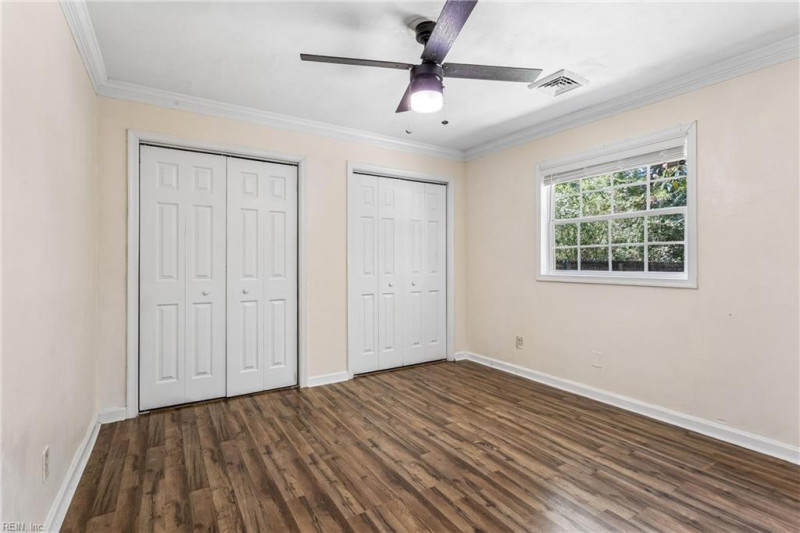 Photo 12 of 31 residential for sale in Chesapeake virginia