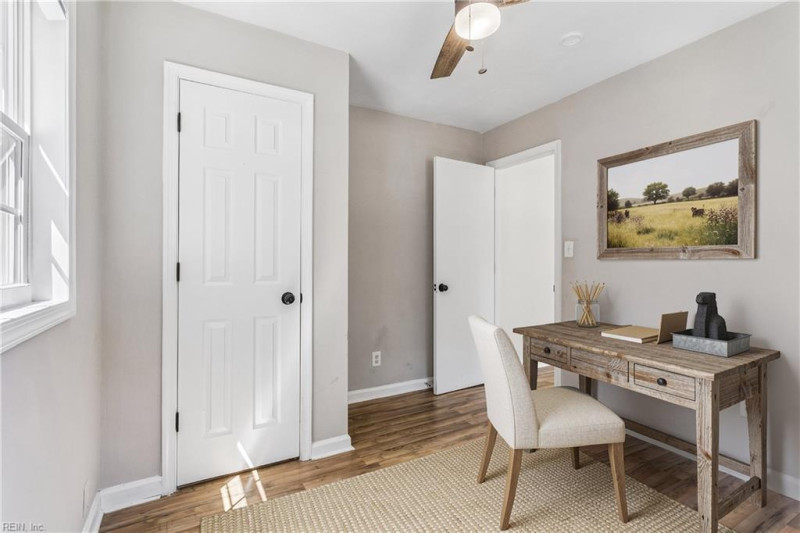 Photo 27 of 31 residential for sale in Chesapeake virginia
