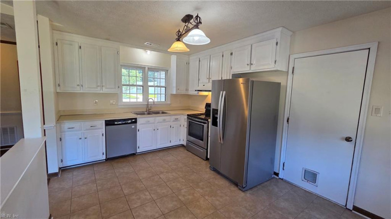 Photo 10 of 35 residential for sale in Hampton virginia Photo 10 of 35 residential for sale in Hampton virginia