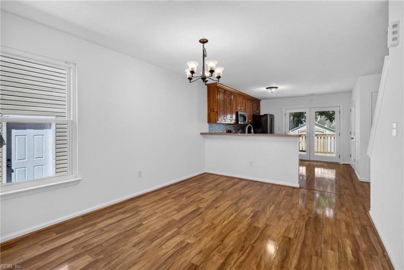Photo 6 of 22 residential for sale in Chesapeake virginia Photo 6 of 22 residential for sale in Chesapeake virginia