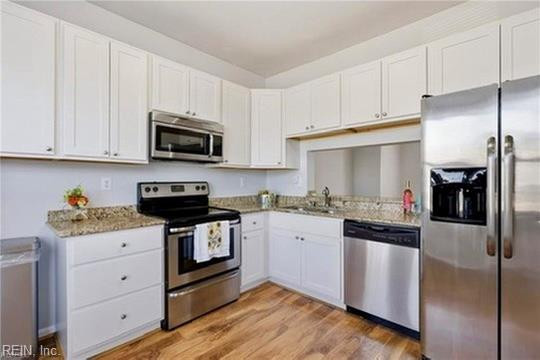 Photo 18 of 39 residential for sale in Chesapeake virginia Photo 18 of 39 residential for sale in Chesapeake virginia