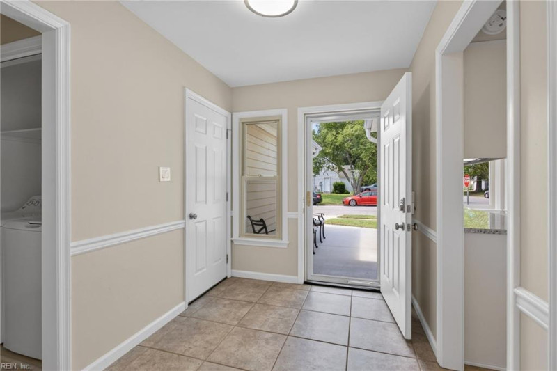 Photo 3 of 25 residential for sale in Virginia Beach virginia