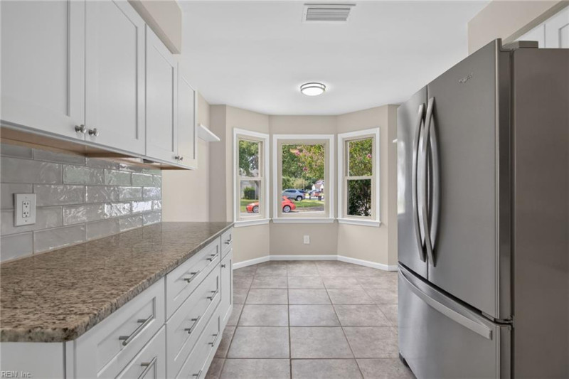 Photo 9 of 25 residential for sale in Virginia Beach virginia